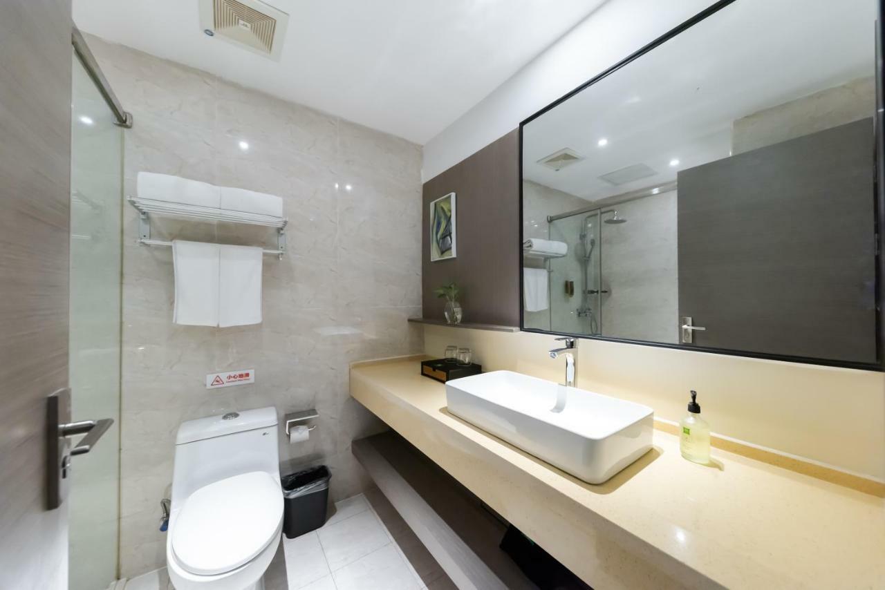Ibis Styles Suzhou Nanmen Metro Station Hotel Buitenkant foto