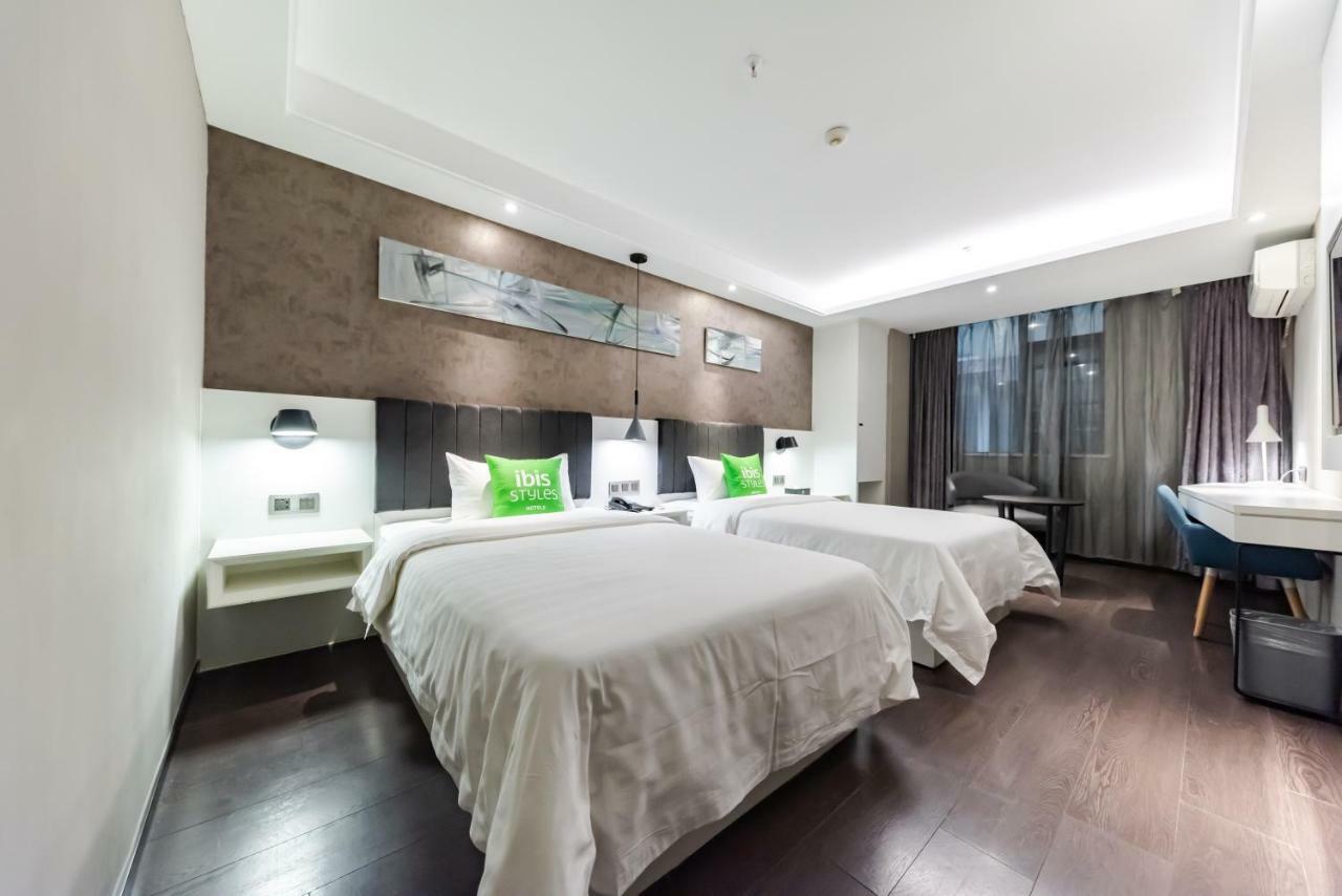 Ibis Styles Suzhou Nanmen Metro Station Hotel Buitenkant foto