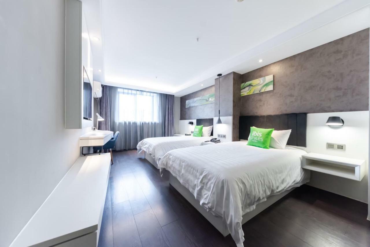 Ibis Styles Suzhou Nanmen Metro Station Hotel Buitenkant foto