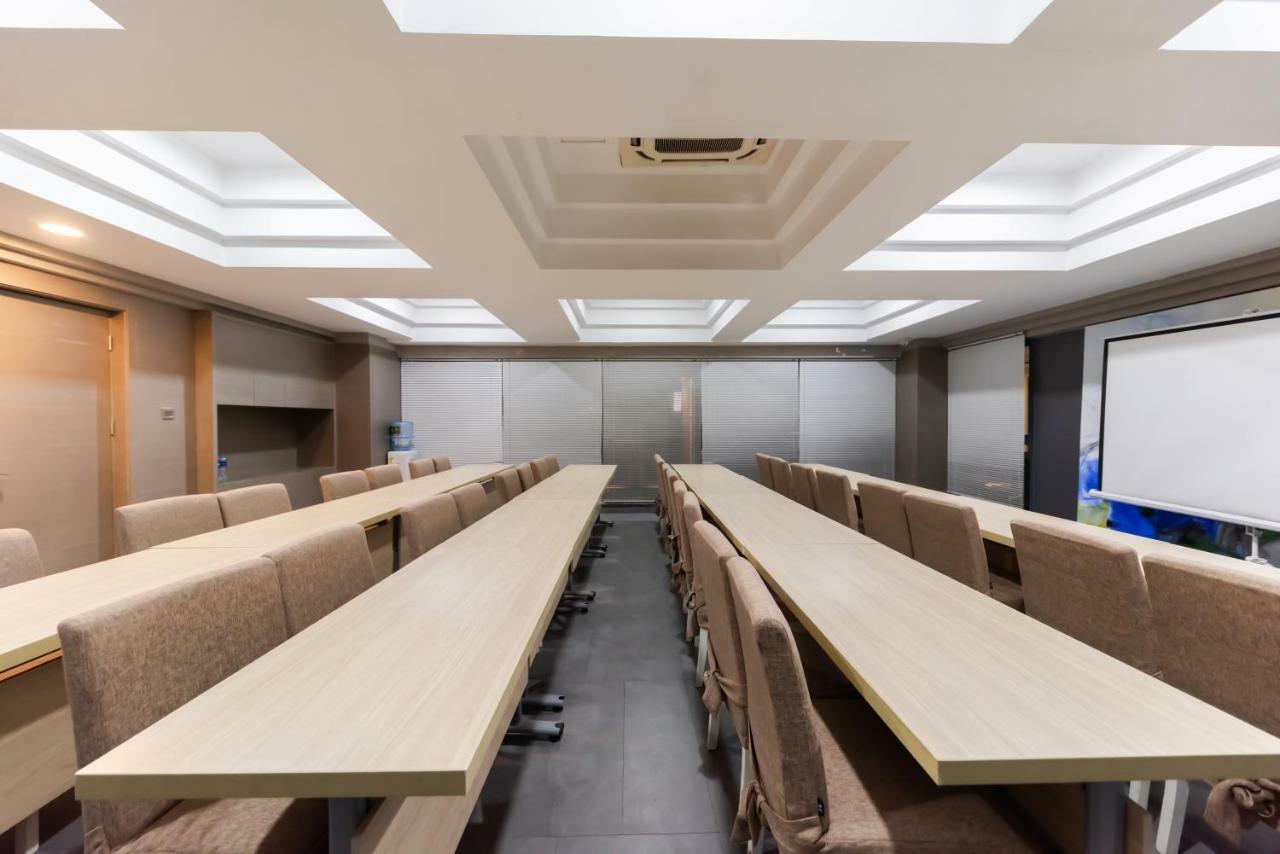 Ibis Styles Suzhou Nanmen Metro Station Hotel Buitenkant foto