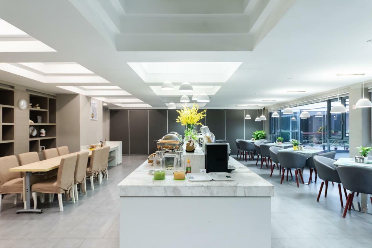 Ibis Styles Suzhou Nanmen Metro Station Hotel Buitenkant foto